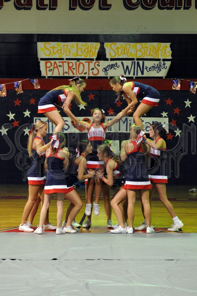 8-28 WA Pep Rally 002.JPG - SCRIVENER D300